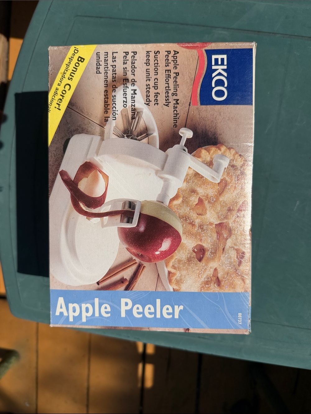 Ekco White Apple Peeler - Easy Fruit Prep